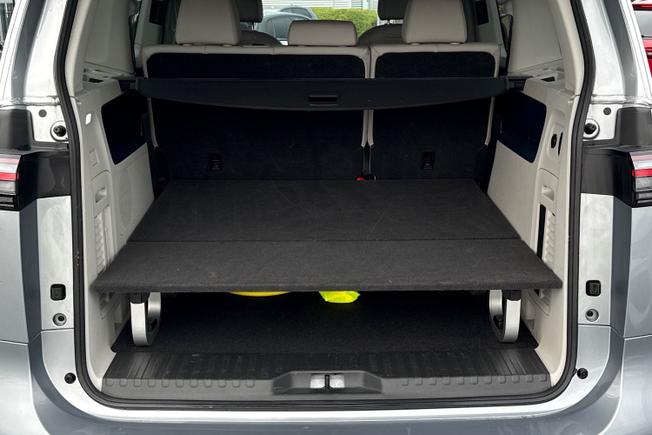 VOLKSWAGEN Id. Buzz Photo 12