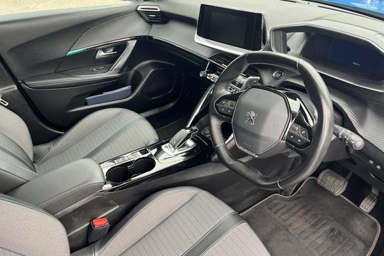 Peugeot 2008 Photo autoimg-54dcafbdb1681f52d2765c7e2fdbe1d2af2a1456.jpg