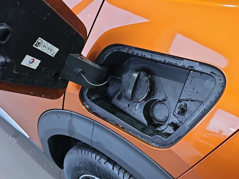 Used Peugeot 2008 VO72ZRZ 31