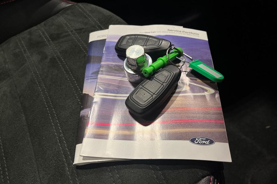 Ford KUGA Photo autoimg-54e40657a10b1ab8fcae7b70985e59d025ea83c0.jpg