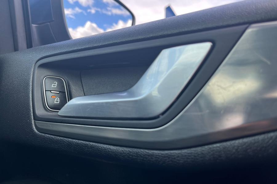 Ford Focus Photo autoimg-54e421055237d19af48aa5ab76e2bdc0bf91901f.jpg