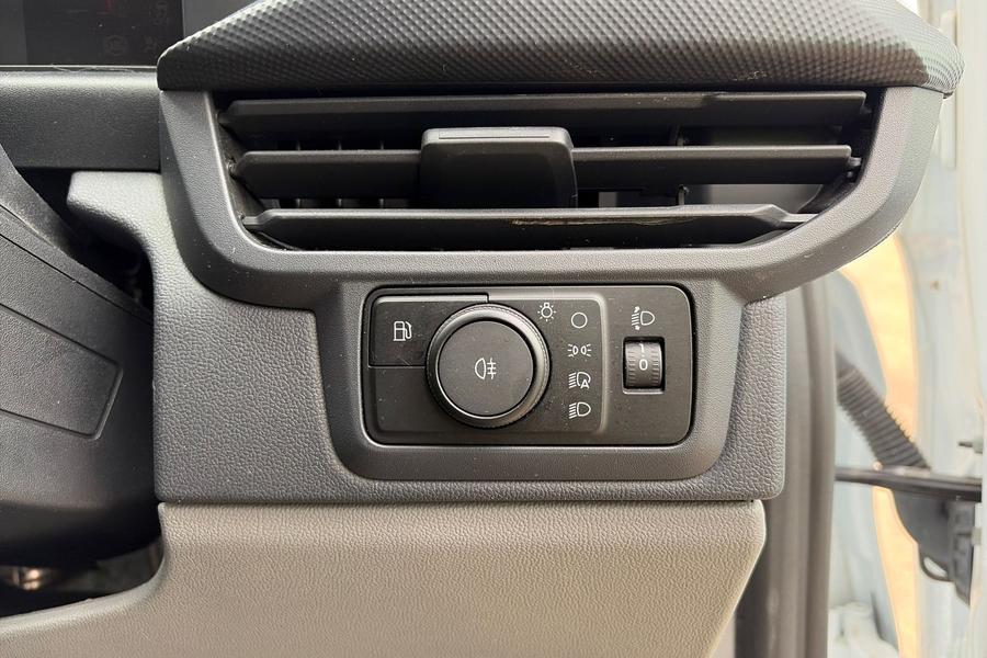 Ford TRANSIT CUSTOM Photo autoimg-54e592fc0e8436a12e01c16c4adc21682a76689d.jpg