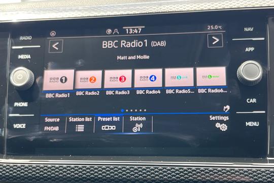 Volkswagen Polo Photo autoimg-54e74a547f29aa57cb5061d6a44acbf89b811462.jpg