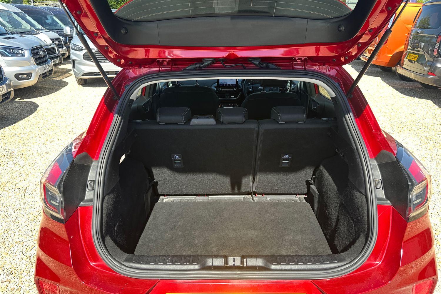 Ford PUMA Photo 20