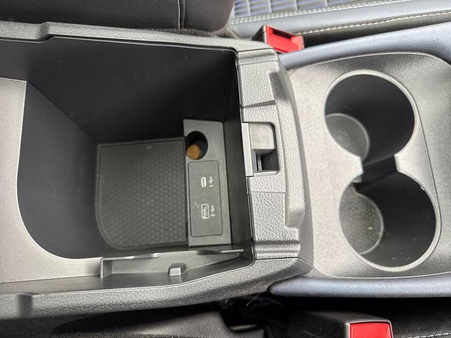 NISSAN Qashqai Photo 58