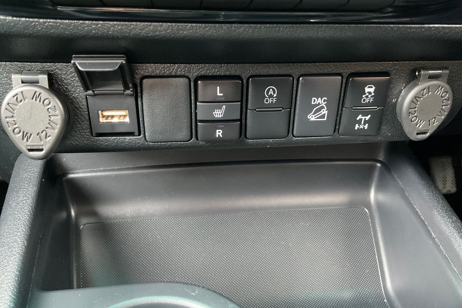 Toyota Hilux Photo 39