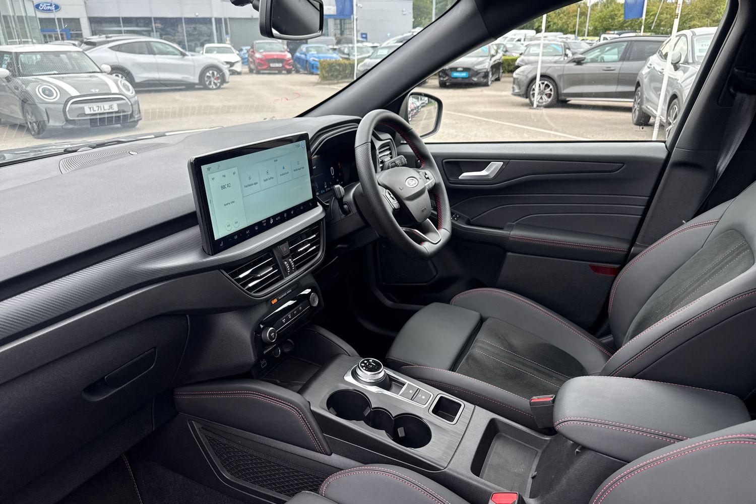 Ford KUGA Photo 17