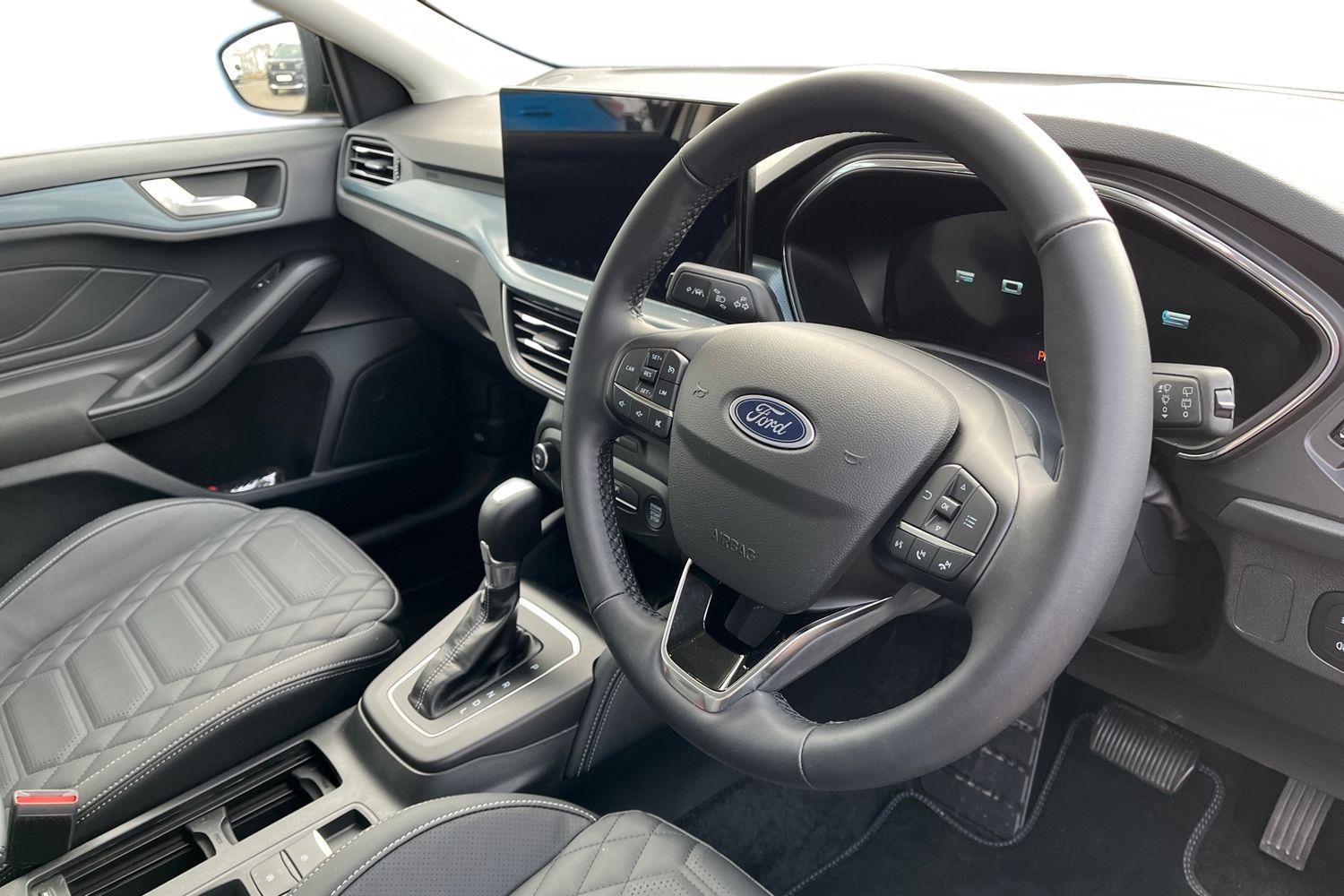 Ford Focus Photo 8