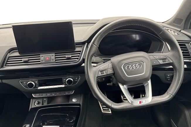 AUDI Q5 Photo 11
