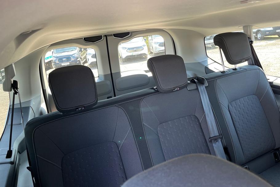 Used FORD TRANSIT CUSTOM WP75CMK 28