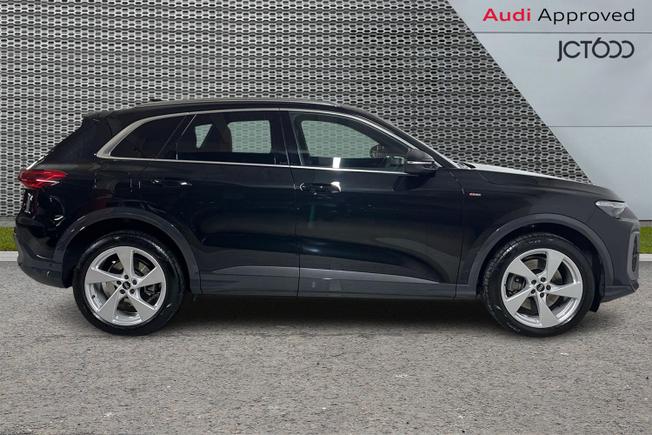 AUDI Q5 Photo 4