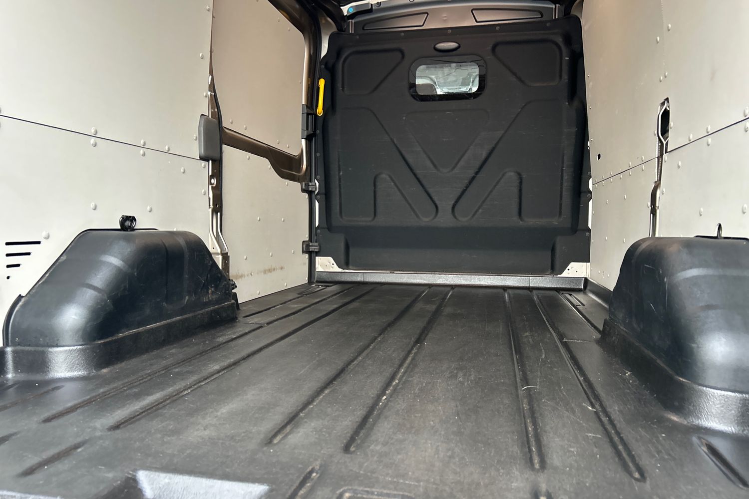 Ford Transit Photo 26