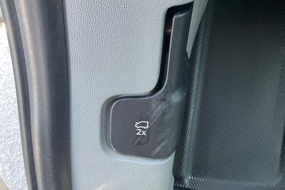 Used FORD TRANSIT CUSTOM DV25YDJ 9