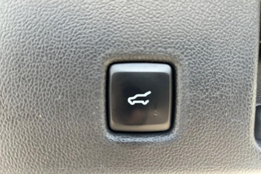 Ford Kuga Photo autoimg-54fbaeb0172deaafd4259db66ad4c41b5d0a4784.jpg