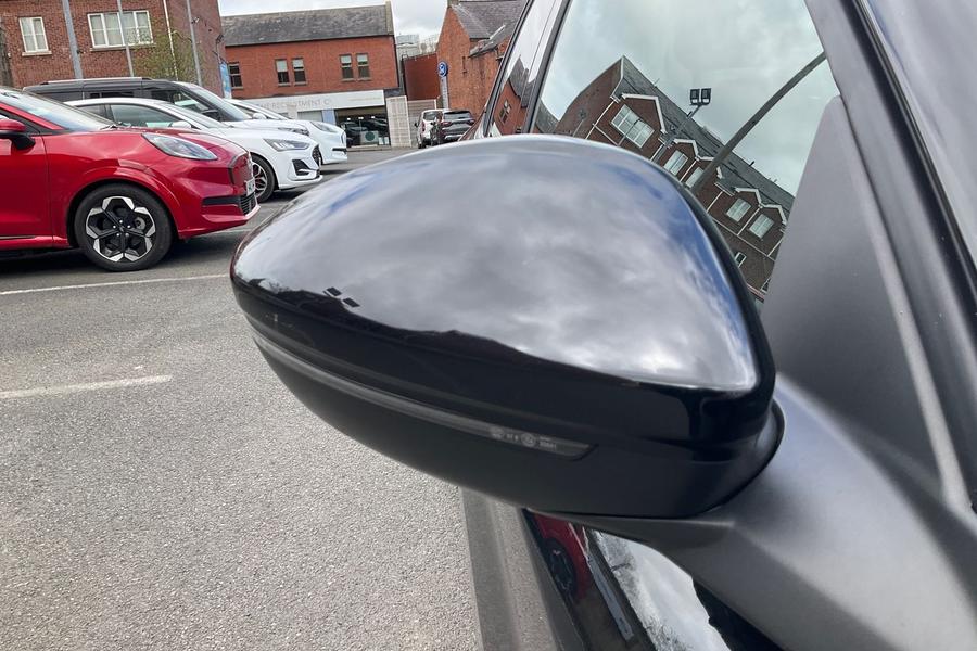 Peugeot 208 Photo autoimg-54fc10b6fe30c8440b15148e8d67e5a0f9ed0ed2.jpg