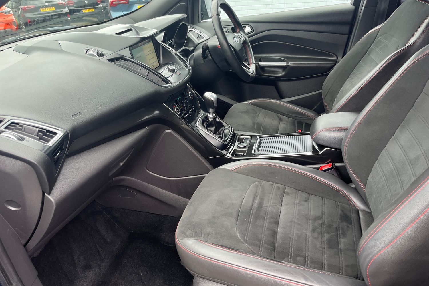 Ford KUGA Photo 17