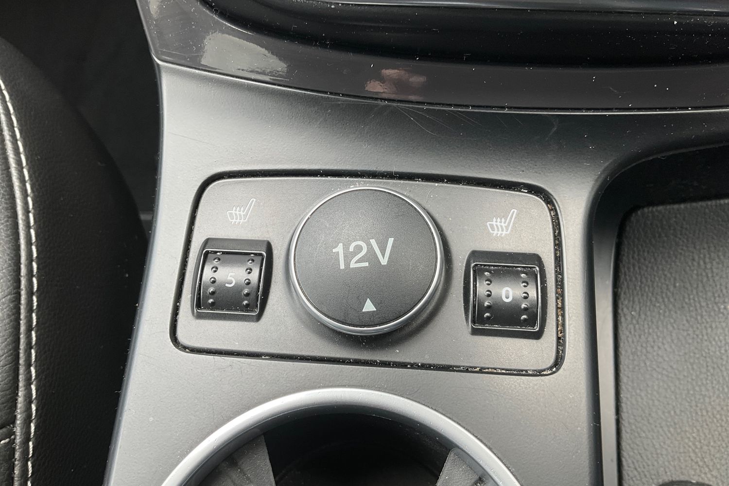 Ford KUGA Photo 26