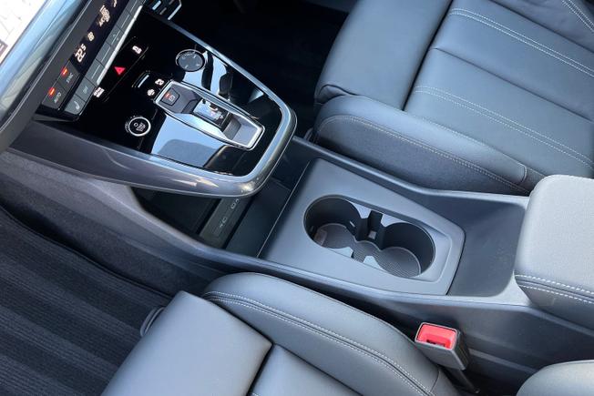 AUDI Q4 E-Tron Photo 35