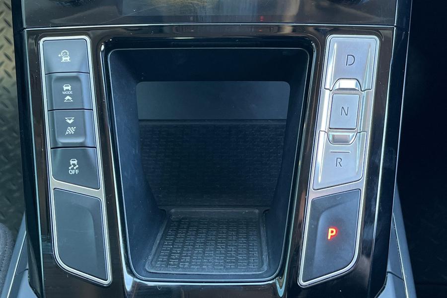 Jaguar I-PACE Photo autoimg-550ec785ca9ca0805ab5c1642994921dc70d6970.jpg