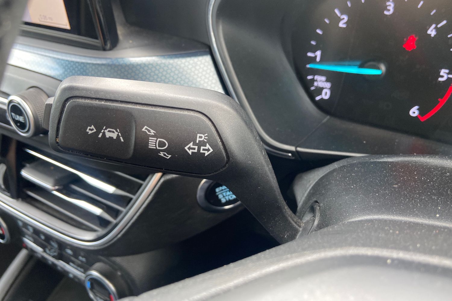 Ford FOCUS Photo 13