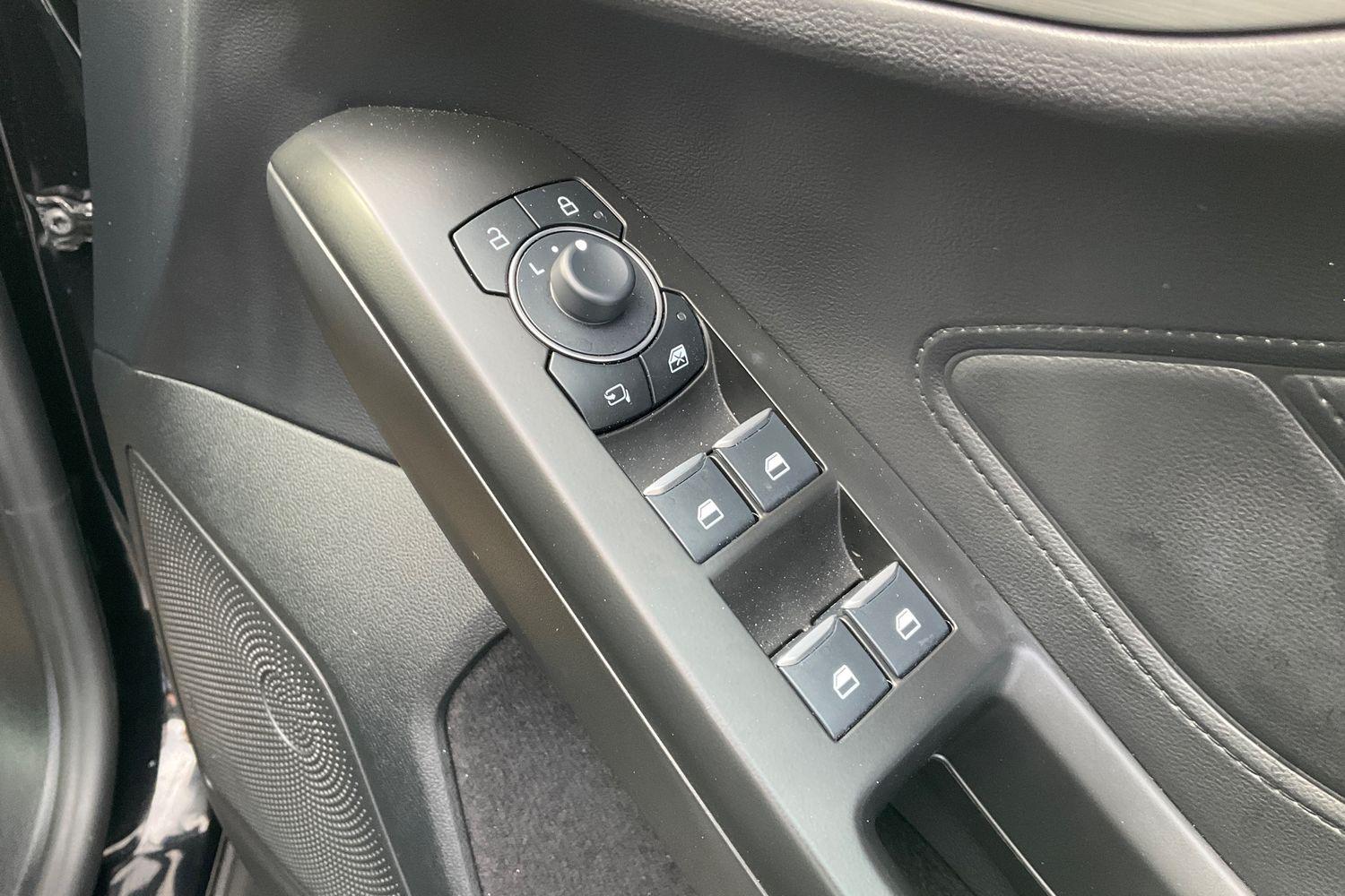 Ford Focus Photo 15
