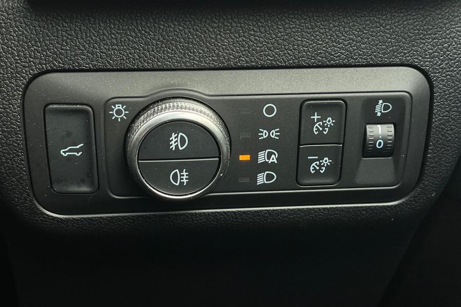 Ford Kuga Photo autoimg-551558f1156c7638bee807d377a04d70a85776cf.jpg