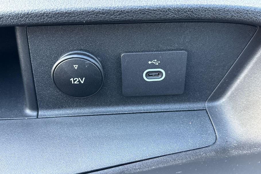 Used Ford E-TRANSIT IMZ8897 34