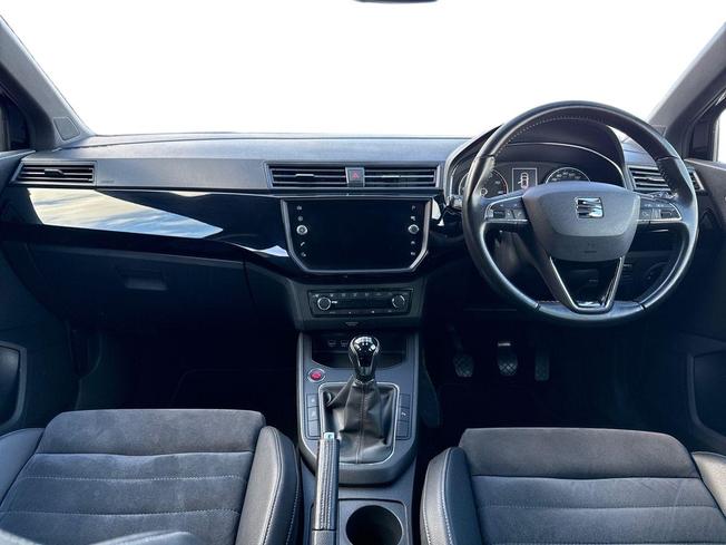 SEAT Ibiza Photo 10