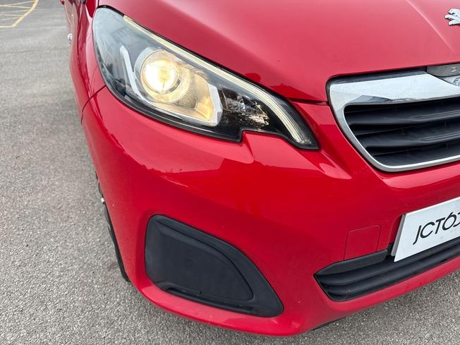 PEUGEOT 108 Photo 27