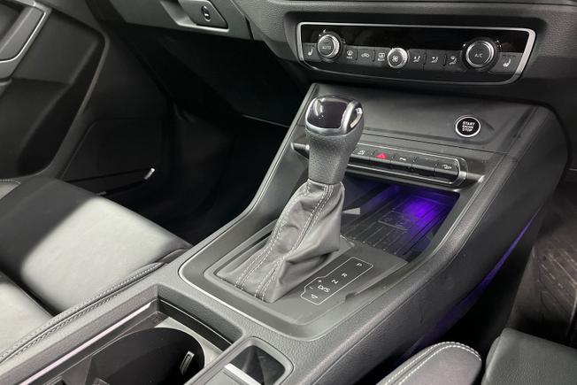 AUDI Q3 Photo 23