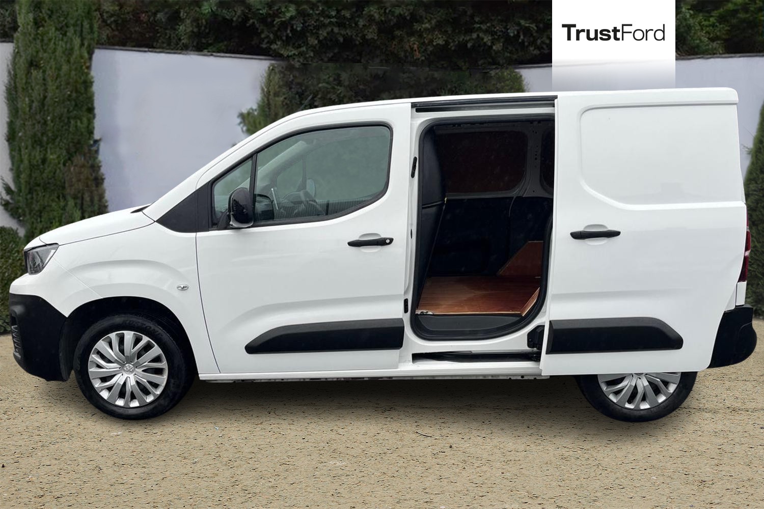 Peugeot PARTNER Photo 4