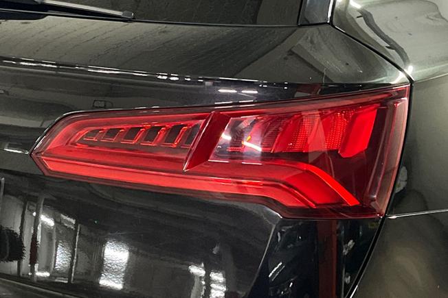 AUDI SQ5 Photo 18