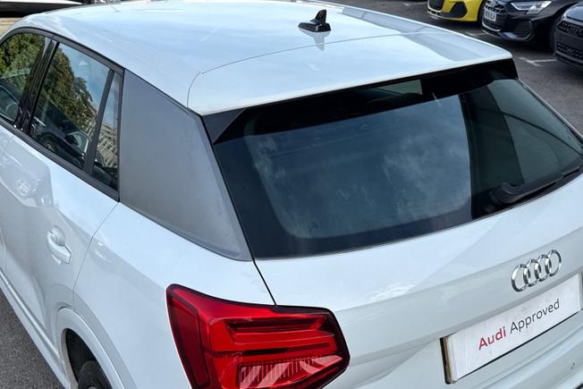 Audi Q2 Photo 24