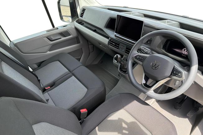 VOLKSWAGEN Crafter Photo 6