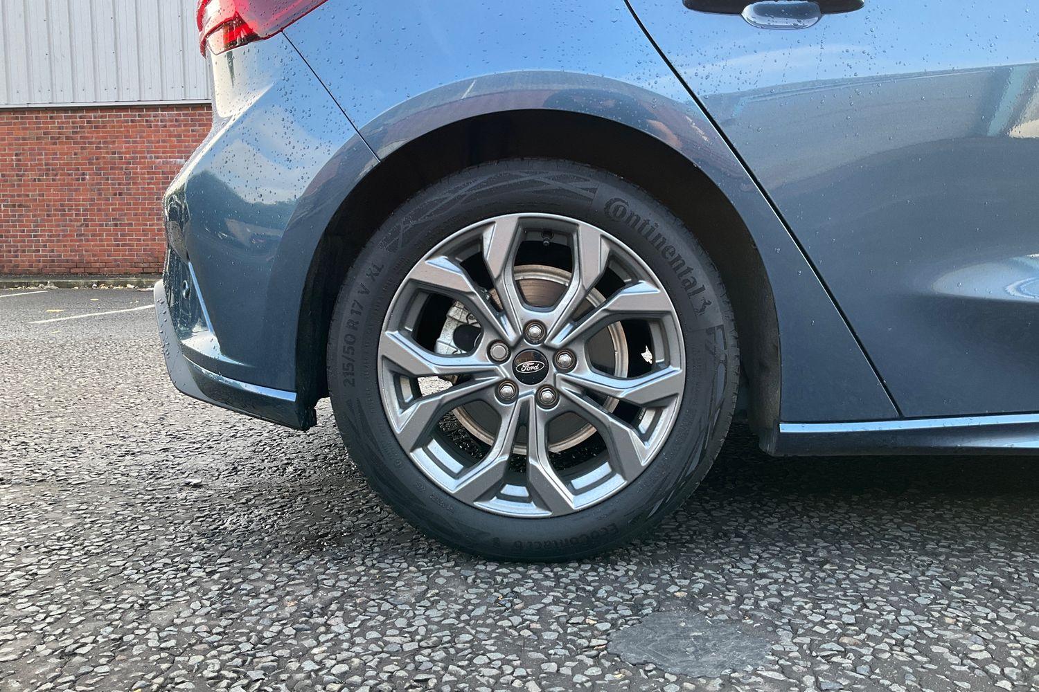 Ford Focus Photo 7