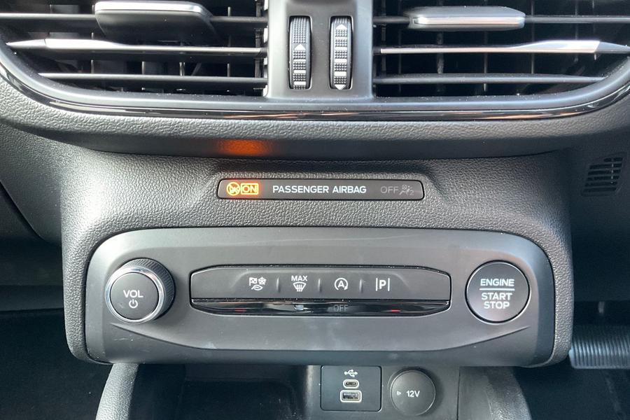 Ford Focus Photo autoimg-5538078110b376ba57030240c010c6f179ae21a8.jpg