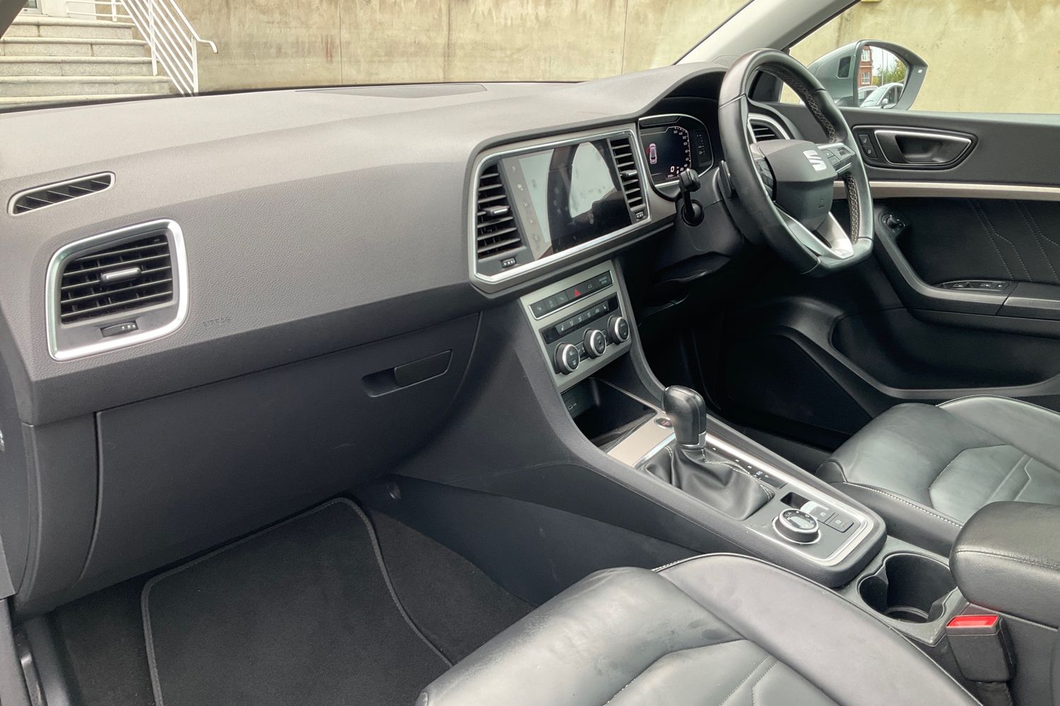 SEAT ATECA Photo 17
