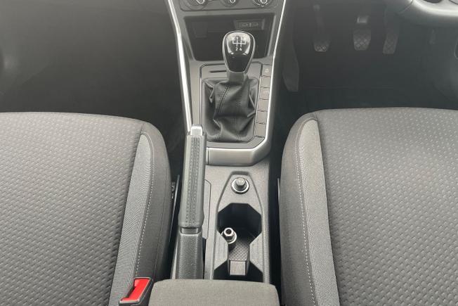 VOLKSWAGEN Polo Photo 22