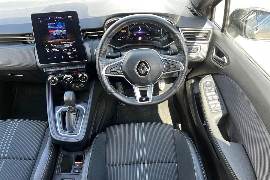 Renault CLIO Photo autoimg-553b06979143c0e134313dbfa9dab3f6c1a59f51.jpg