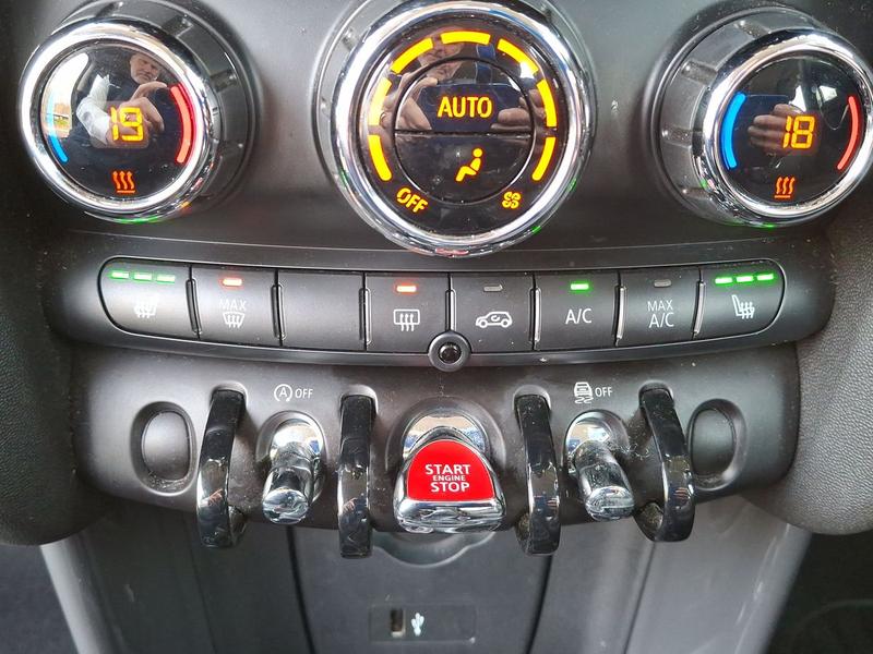 Used MINI Hatch PO19NYR 48