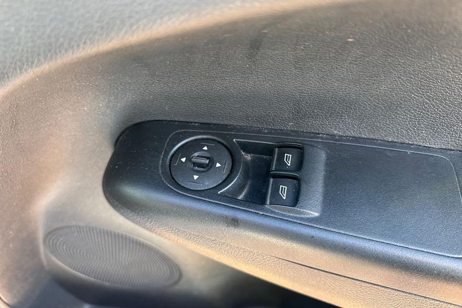Ford TRANSIT COURIER Photo autoimg-553e7f5f0cc4420894b27d5e5a814bc47572b0df.jpg