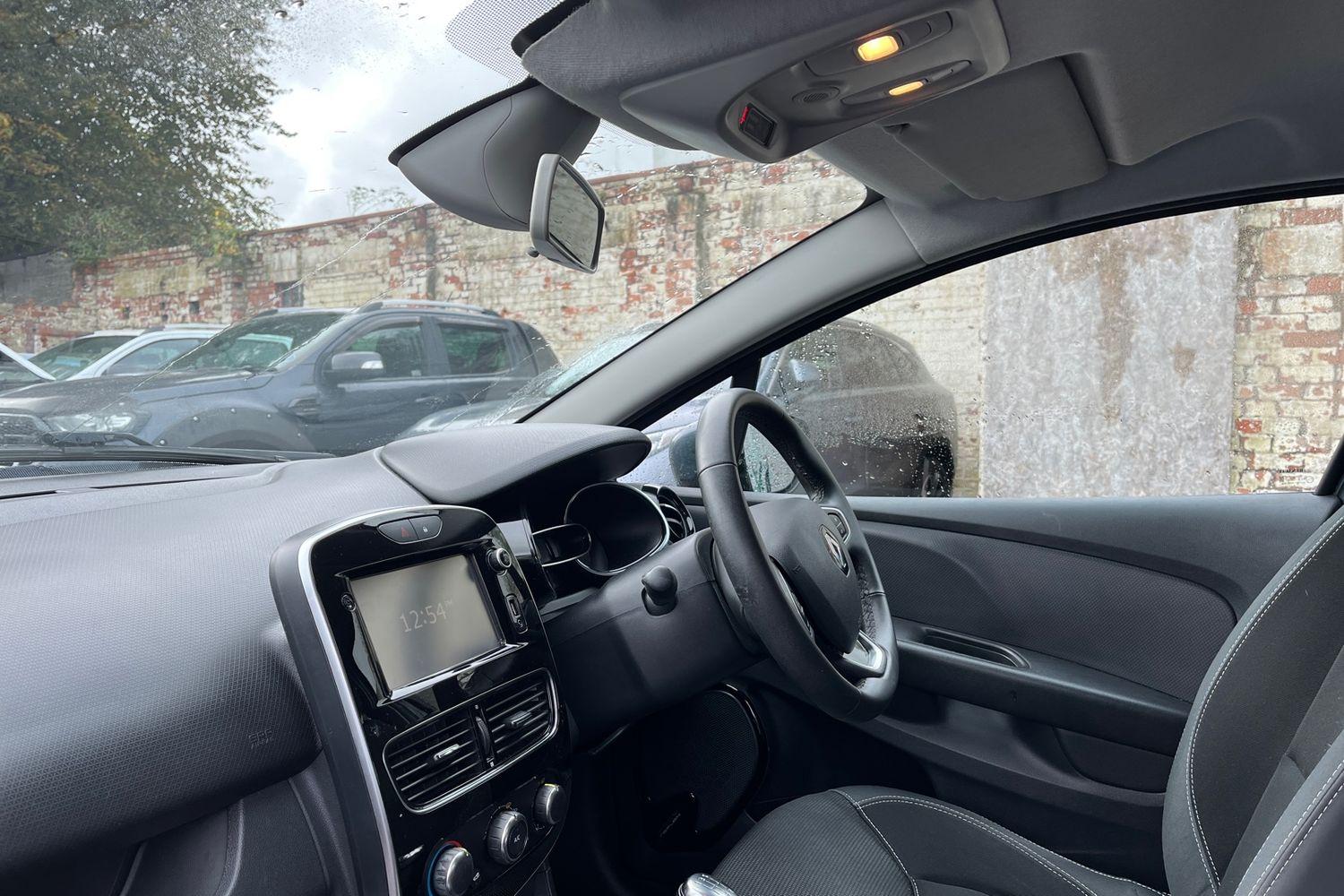 Renault CLIO Photo 17