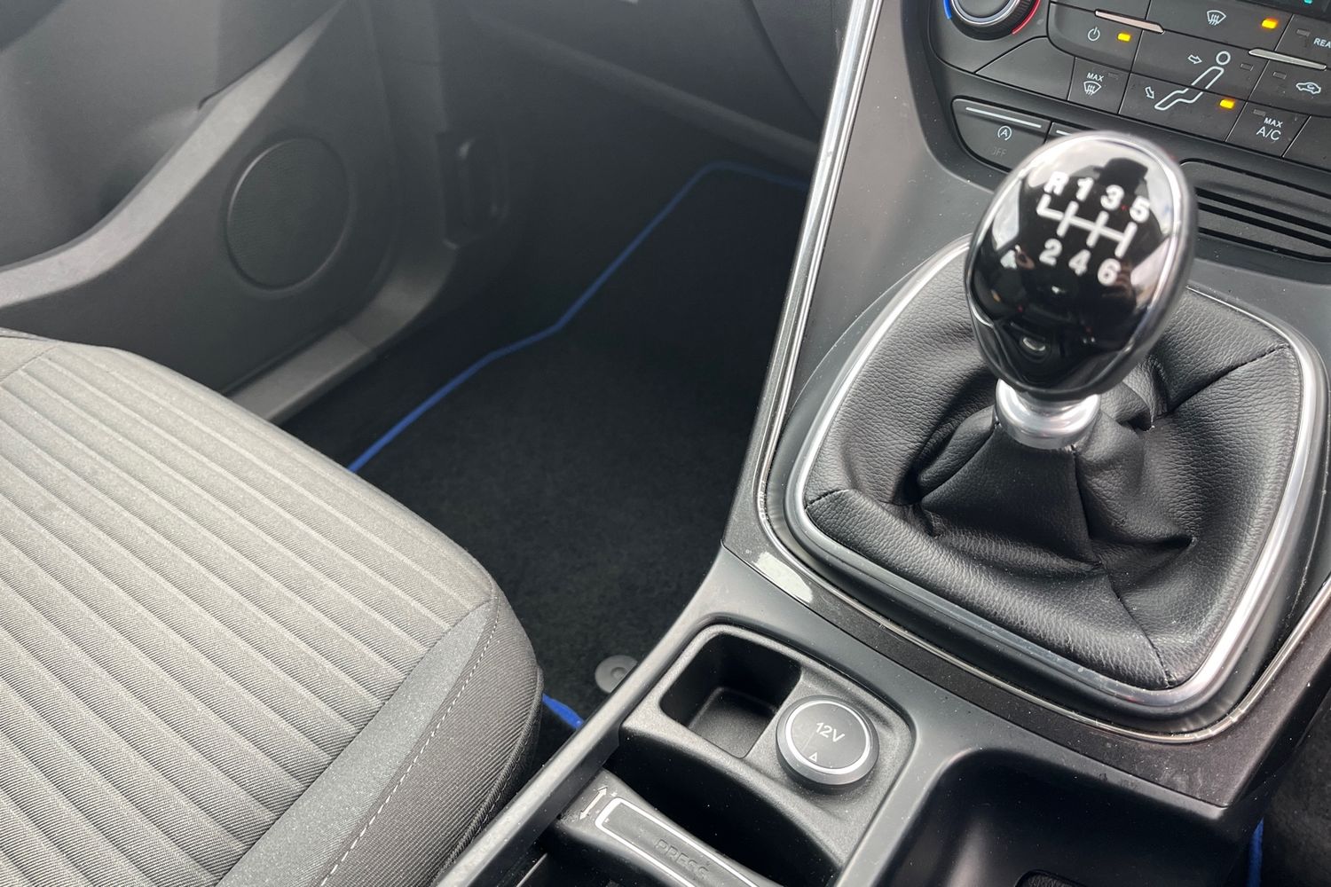 Ford C-MAX Photo 36