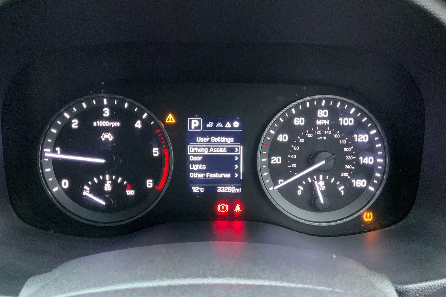 Hyundai TUCSON Photo 12
