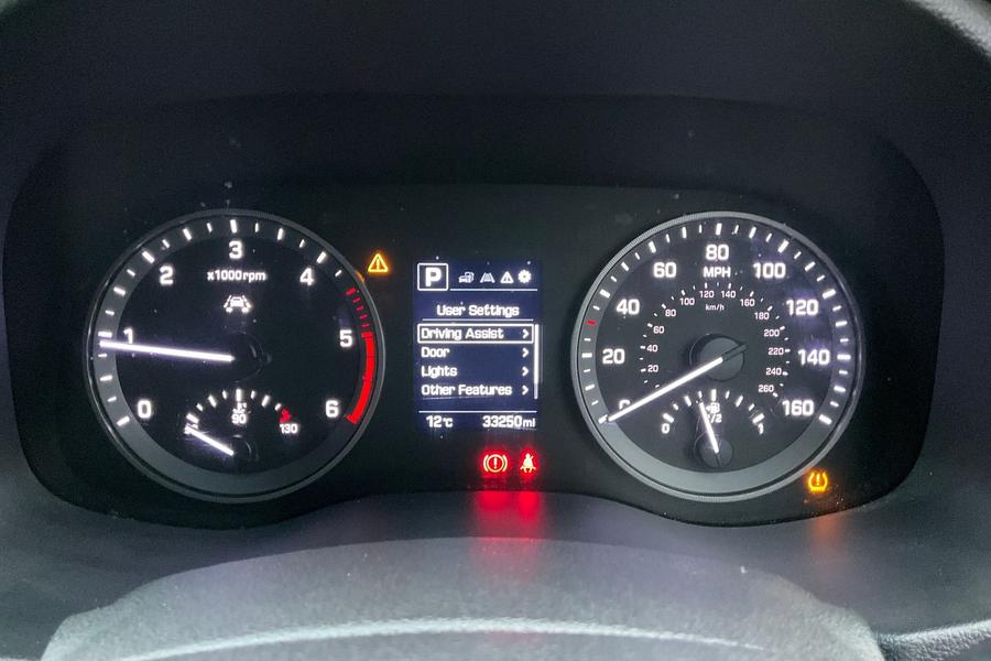Hyundai TUCSON Photo autoimg-5546dff8fe27255280d2ac43373d4ea197253bab.jpg