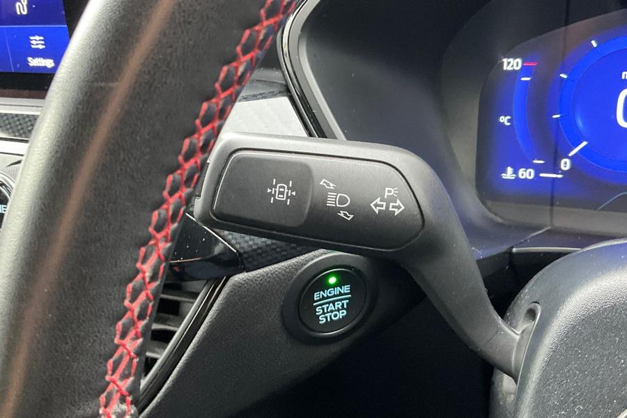 Ford KUGA Photo autoimg-5547567a5fbae4b70d659115e6b0910c63c07691.jpg