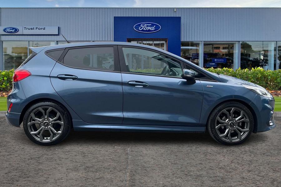 Ford FIESTA Photo autoimg-5548194aec8e543007799c517d4718edca2380f1.jpg