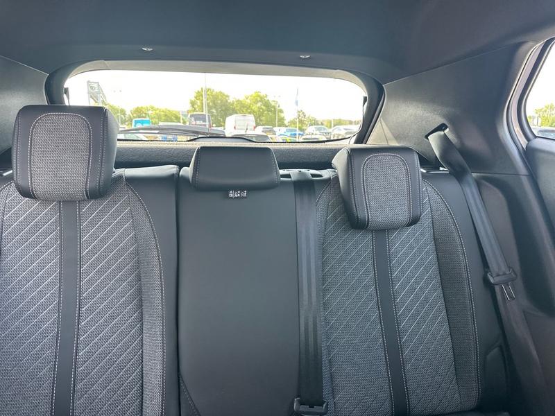 Used Peugeot 2008 KJ25ZVG 29