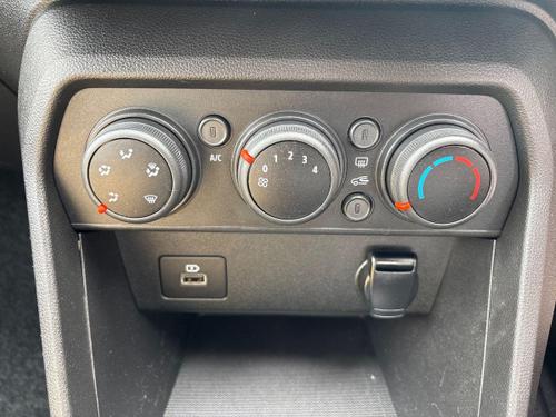 Dacia SANDERO STEPWAY Photo autoimg-554fb3d23aac287900e8d798b52028d52c79a17c.jpg
