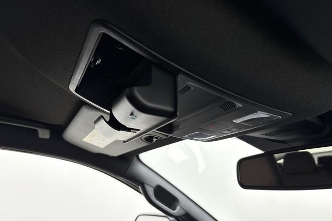 VOLKSWAGEN Amarok Photo 26